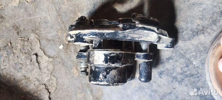 Тормозной супорт на пневмо вилку иж