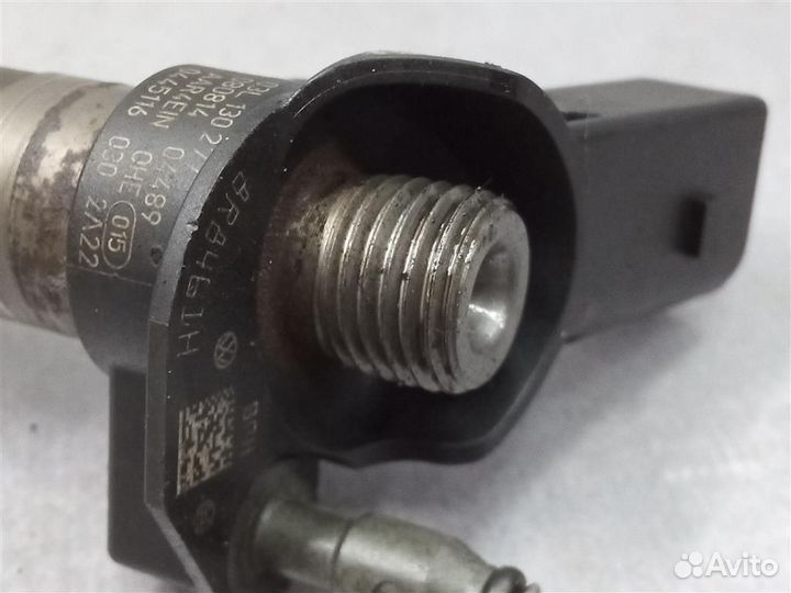 Форсунка топливная diesel VW Passat (B6) 2005-2010