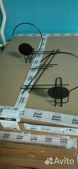 Держатель настенные для цветов