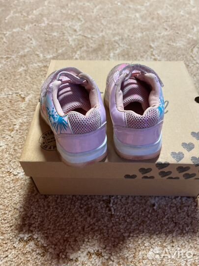 Кросовки для девочки 24 размер