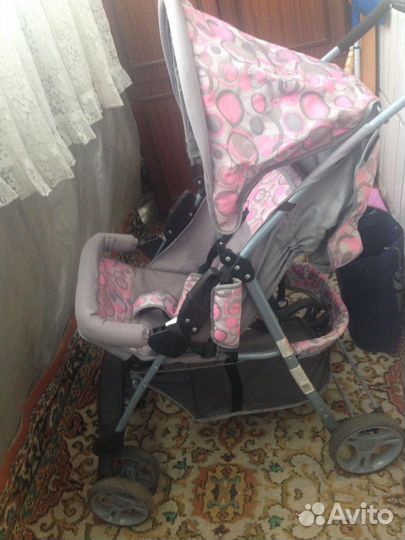 Прогулочная коляска