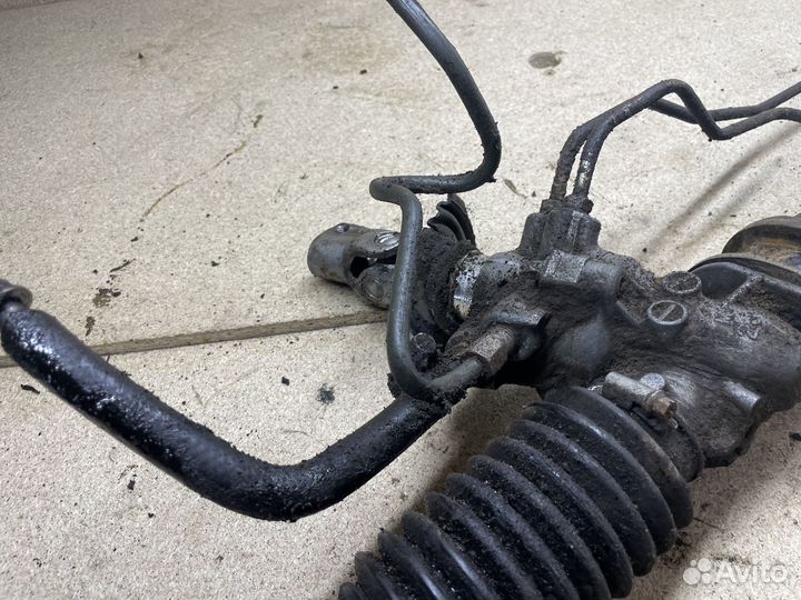 Рулевая рейка Nissan Primera P11