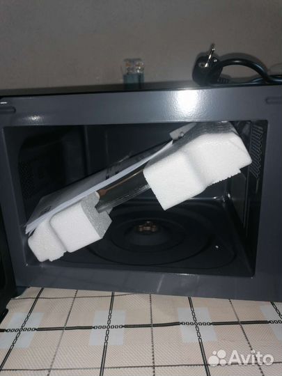 Микроволновая печь zerowatt