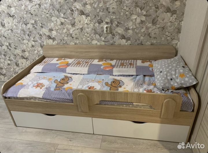 Кровать 2-х уровневая (дуб сонома+белый)