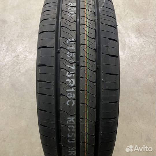 Kumho PorTran KC53 215/70 R15C 109T