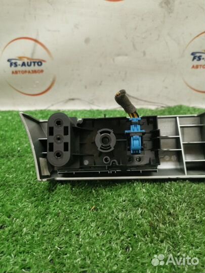 Блок управления светом Opel Astra H универсал 1.6