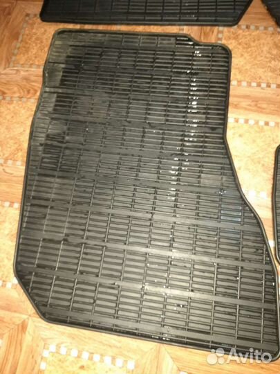 Автомобильные коврики резиновые Mitsubishi