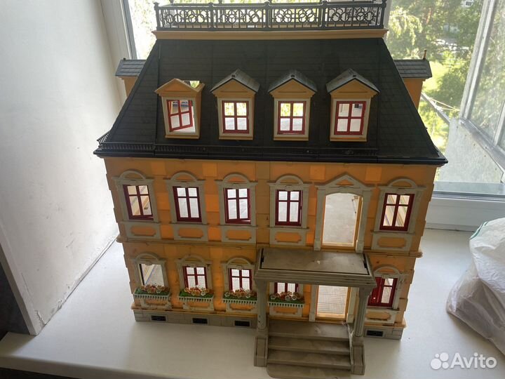Кукольный домик + много мебели