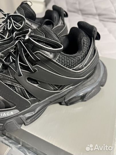 Balenciaga Track 1