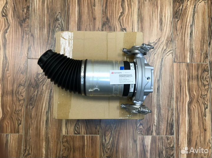 Пневмобаллон задний Touareg NF 7P6616504G