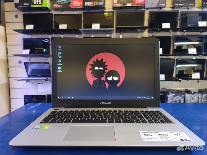 Asus X556 15.6'' Intel Core i5-7200U, GT940M 2GB