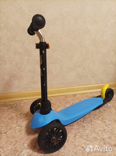 Самокат детский трехколесный
