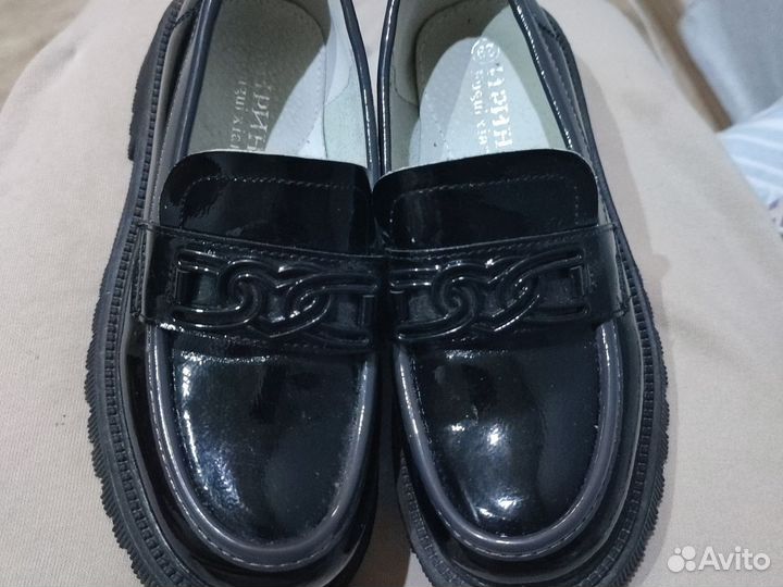 Лоферы для девочки 29 размер