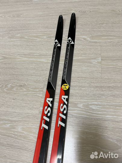 Беговые лыжи Tisa race cap skating 187+крепления