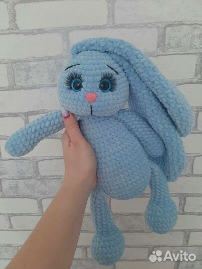 Вязаные игрушки зайка