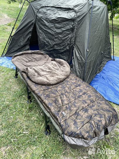 Шатер карповый и раскладушка Solar