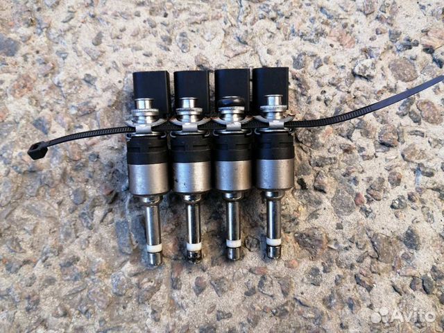 Форсунка Тигуан Пассат Джетта Октавия 1.4 TSI