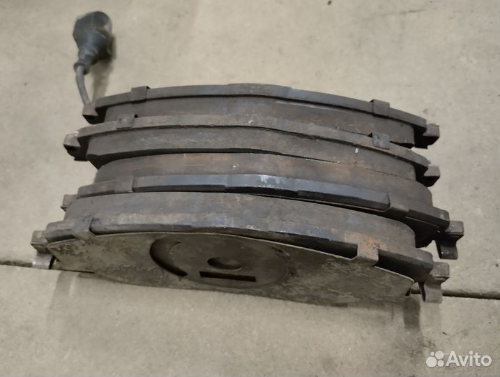 Колодки Kodiaq Tiguan 340 тормоза