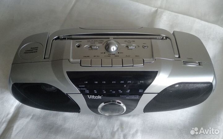 Кассетная магнитола Vitek