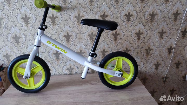 Беговел btwin runride 100