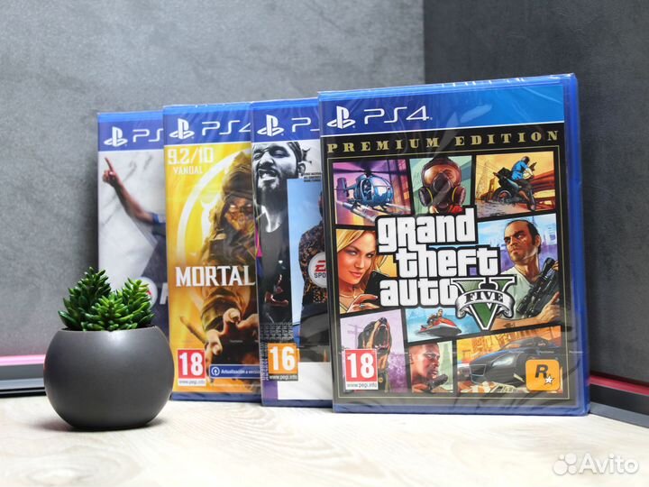 Sony playstation 4 + 2 джойстика + игры