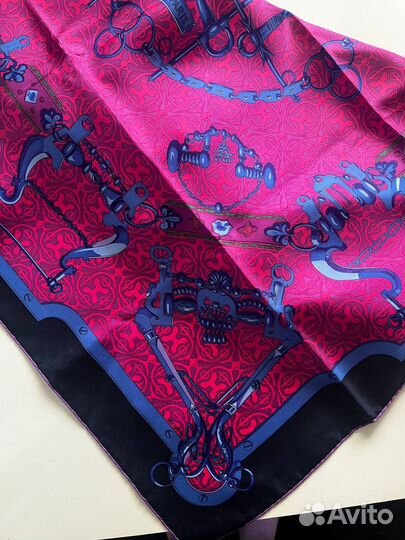 Шелковый платок hermes оригинал