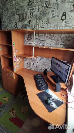 Компьютерный стол бу бесплатно