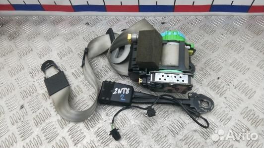 Ремень безопасности с пиропатроном сиденья передне