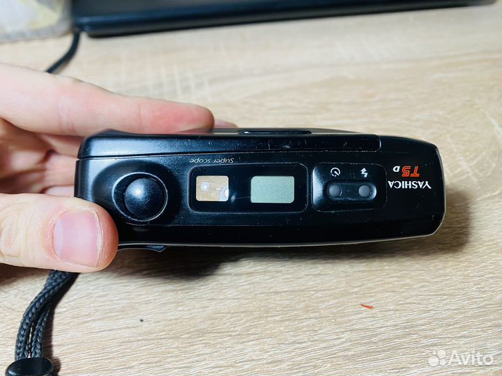 Фотоаппарат yashica T5d
