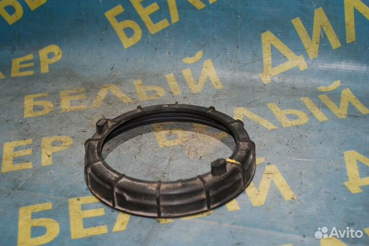 Гайка бака Citroen C4 Grand Picasso