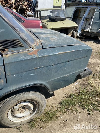 Задние левое крыло ваз 2106