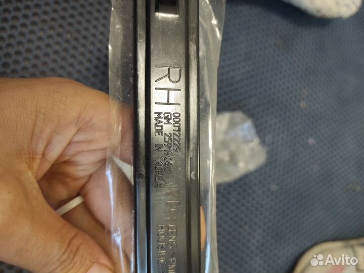 Отражатель зад правый Шевроле Малибу 25919040