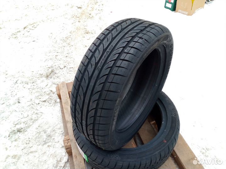 Goodride SA57 215/50 R17 95W