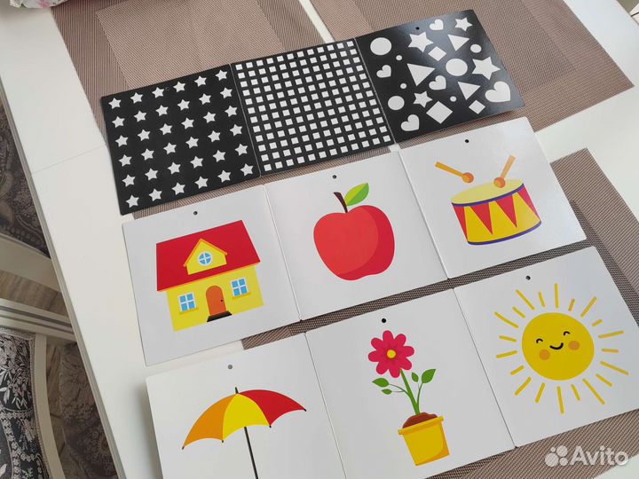 Новорожденным Смотрелки (книжки-картинки )