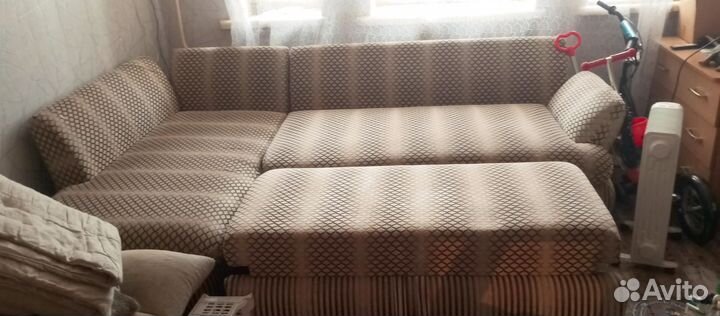 Большой угловой диван раскладной бу