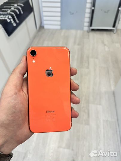 iPhone Xr, 64 ГБ