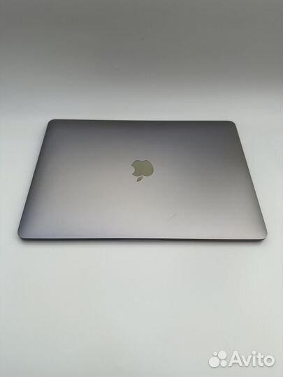 Apple MacBook 13 128GB 2019