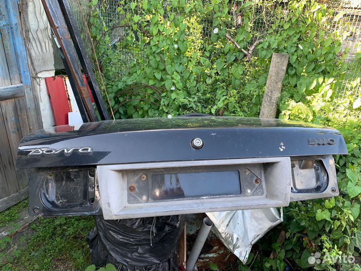 Крышка багажника на газ 3110 ; 31105