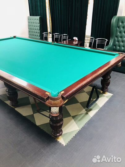 Бильярдный стол