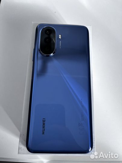 Телефон huawei nova Y70