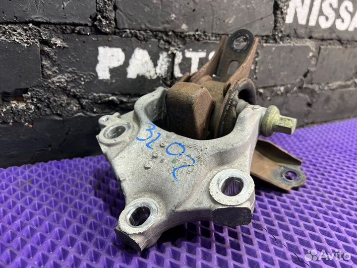 Подушка двигателя левая Honda Fit GE6-1013202 L13A