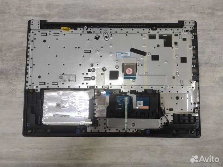 Верхняя часть (топкейс) Lenovo IdeaPad 320-15