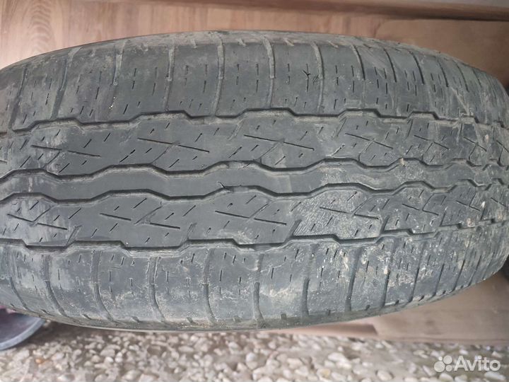 Bridgestone Dueler H/T 687 225/65 R17 102H