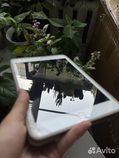 iPad mini 2014 16 гб