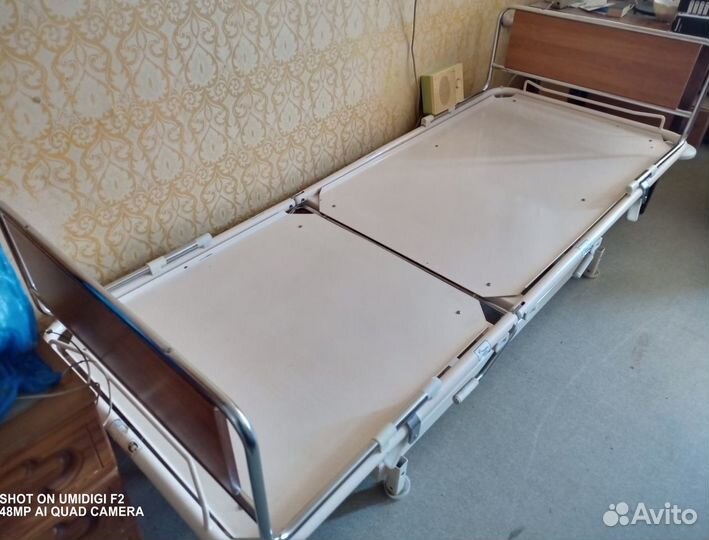 Медицинская кровать с матрасом для больных/ бу