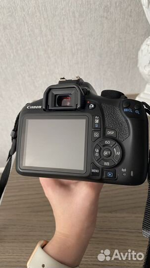 Зеркальный фотоаппарат canon eos 1300D