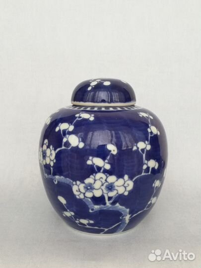 Ваза с крышкой Китай К.19 н.20 века