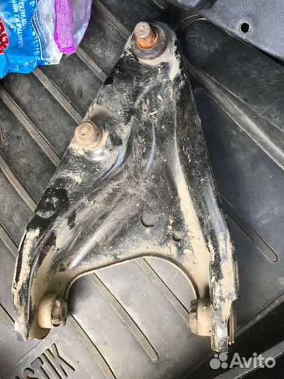 Рычаг подвески левый renault logan 2sandero,largus