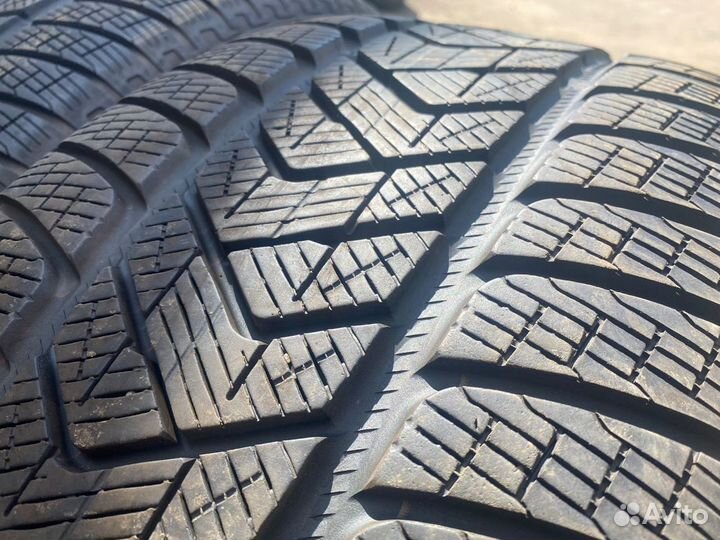 Pirelli Scorpion Winter 255/55 R19