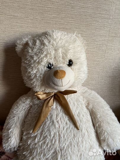 Плюшевый медведь